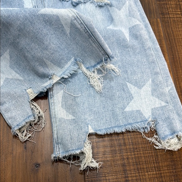 Risen Distressed Blue Jeans 13/31 - Picture 3 of 6